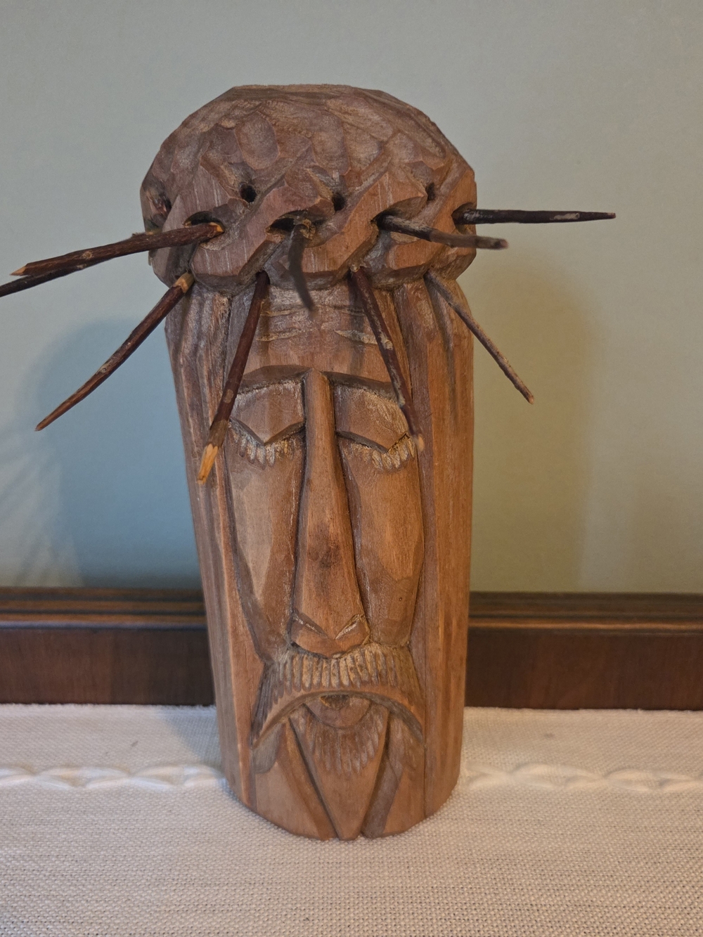 Wooden Hand Carved Jesus With Crown Of Thorns Wall Hanging/Statue
